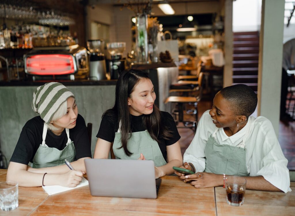 Restaurant Staff Collaboration