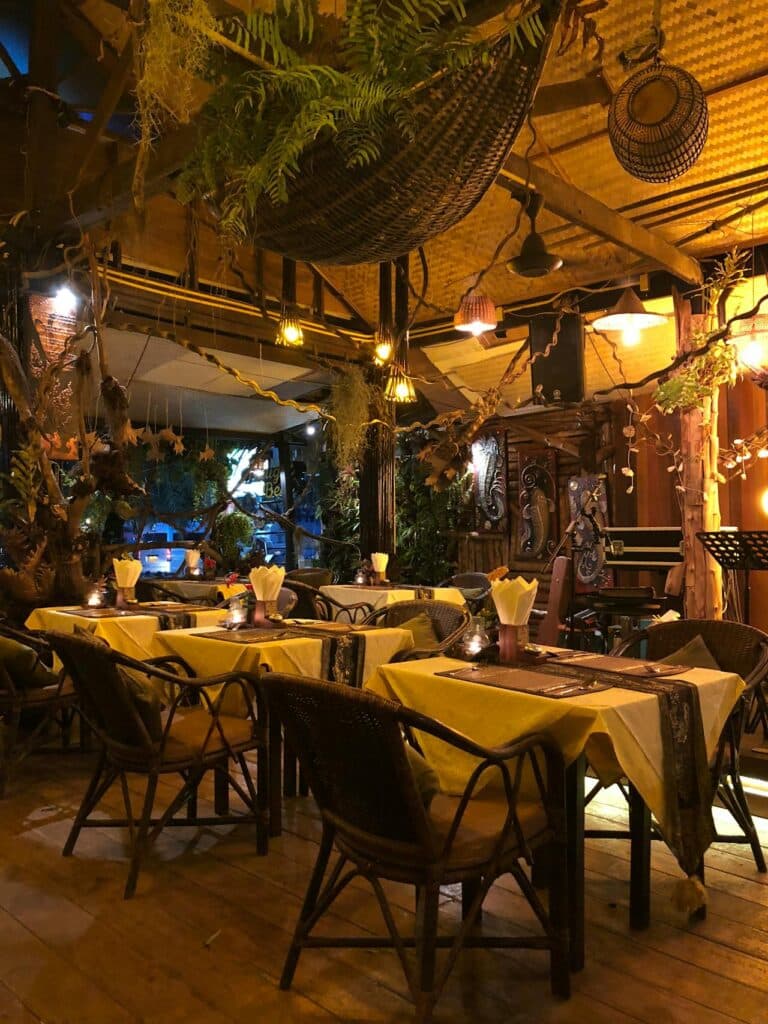 Restaurant Customer Service Improvement Strategies